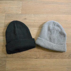 NWOT Toddler Fleece Lined Beanie Hat Bundle Gray and Black